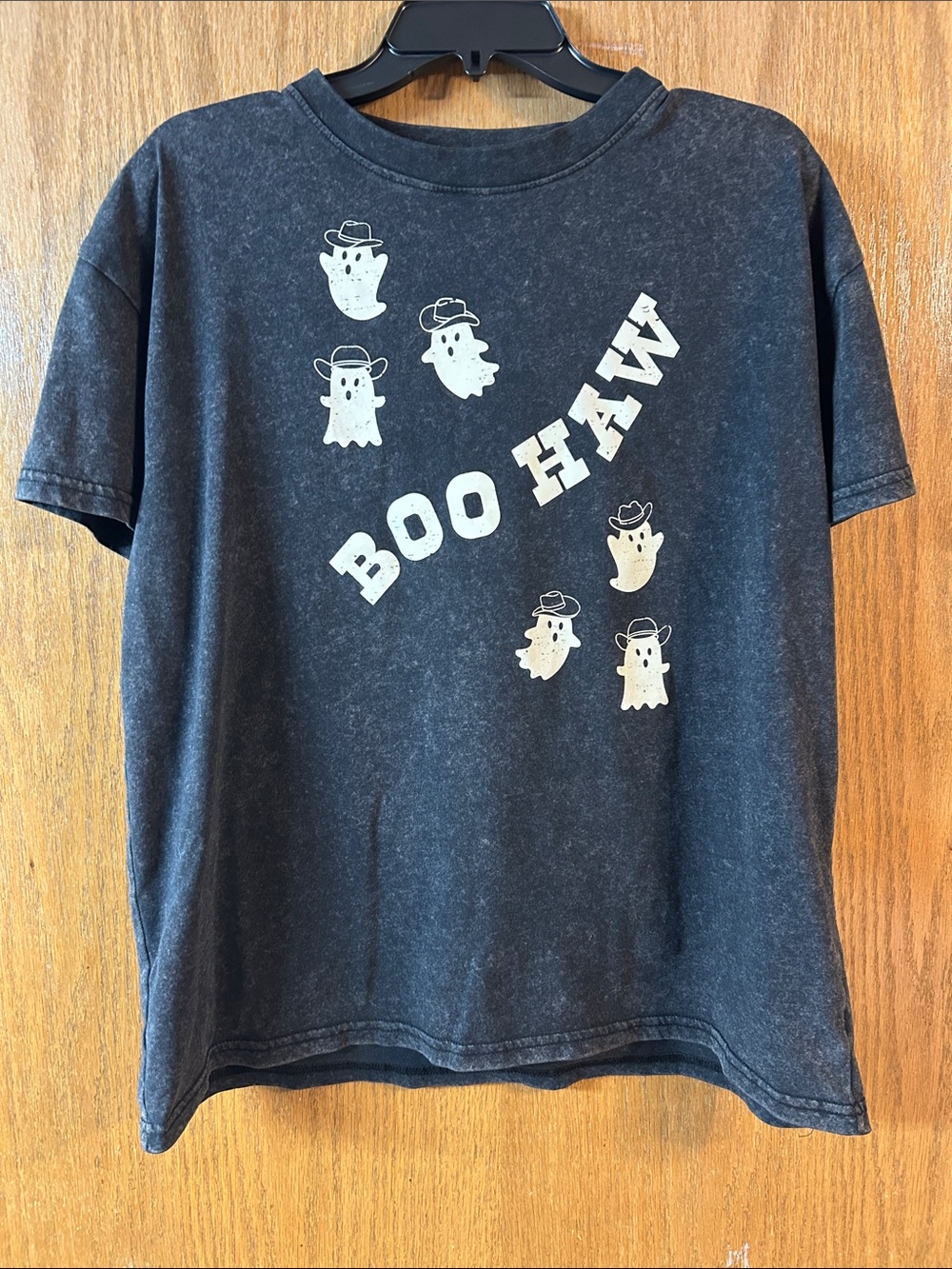 Large Women’s Boo Haw Halloween T shirt